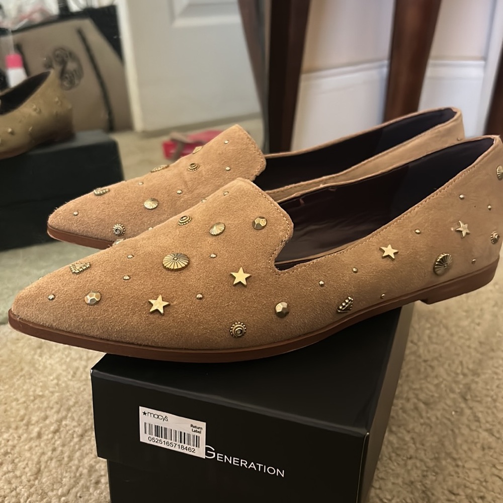 Tan Studded Bcbgeneration Pointed Toe Genuine Sue… - image 2